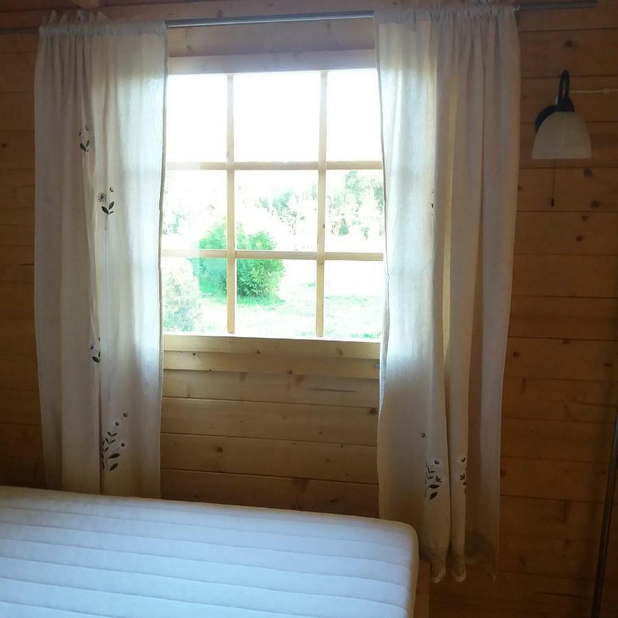 Hueueru Puhkemajad Guest House Huuru Eksteriør bilde