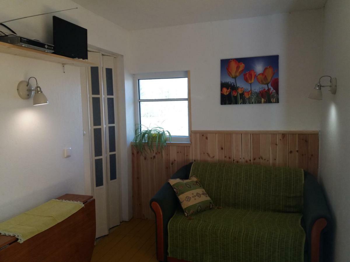Hueueru Puhkemajad Guest House Huuru Eksteriør bilde